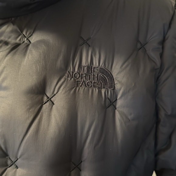 The North Face Holladown Crop Black Puffer Jacket M Quilted - Picture 3 of 11